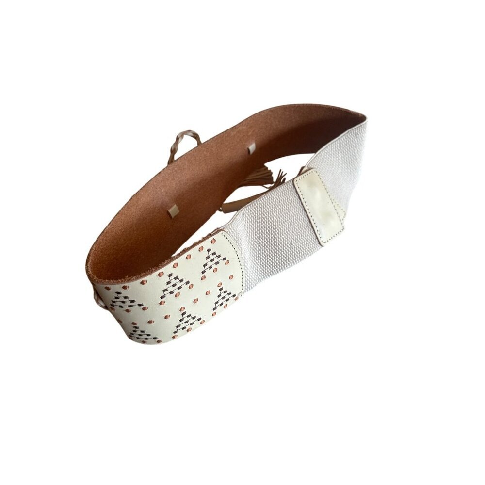 Beige Wide Waist Belt With Braided Tassels & Embroidered Accents - Picture 3 of 4